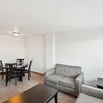 Pp 2401 Modern Corporate 2Br Suite Pool, Gym