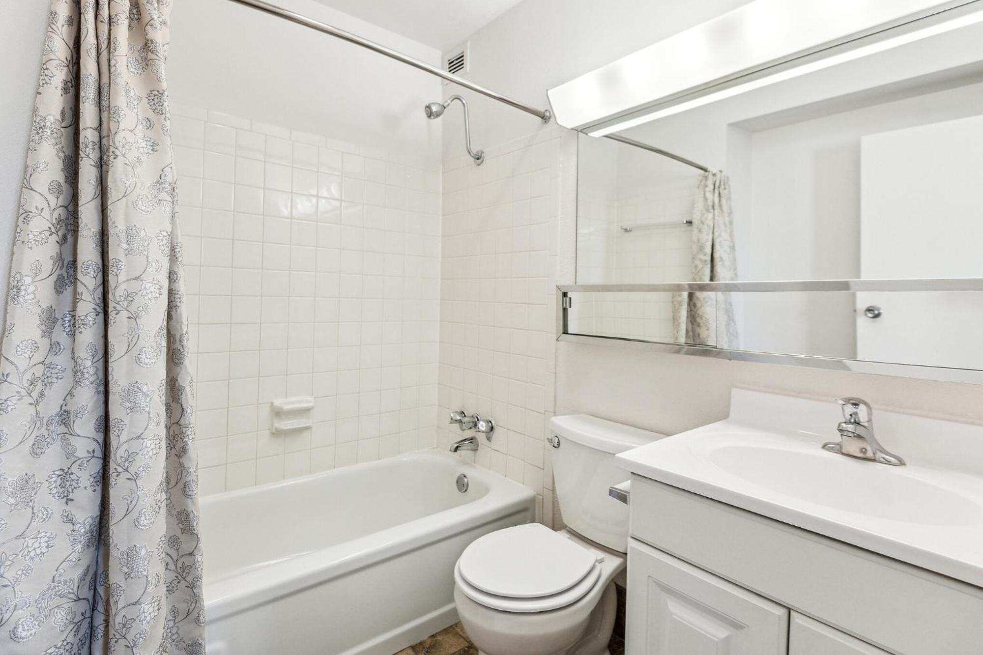 Pp 2401 Modern Corporate 2br Pool, Gym Apartment *