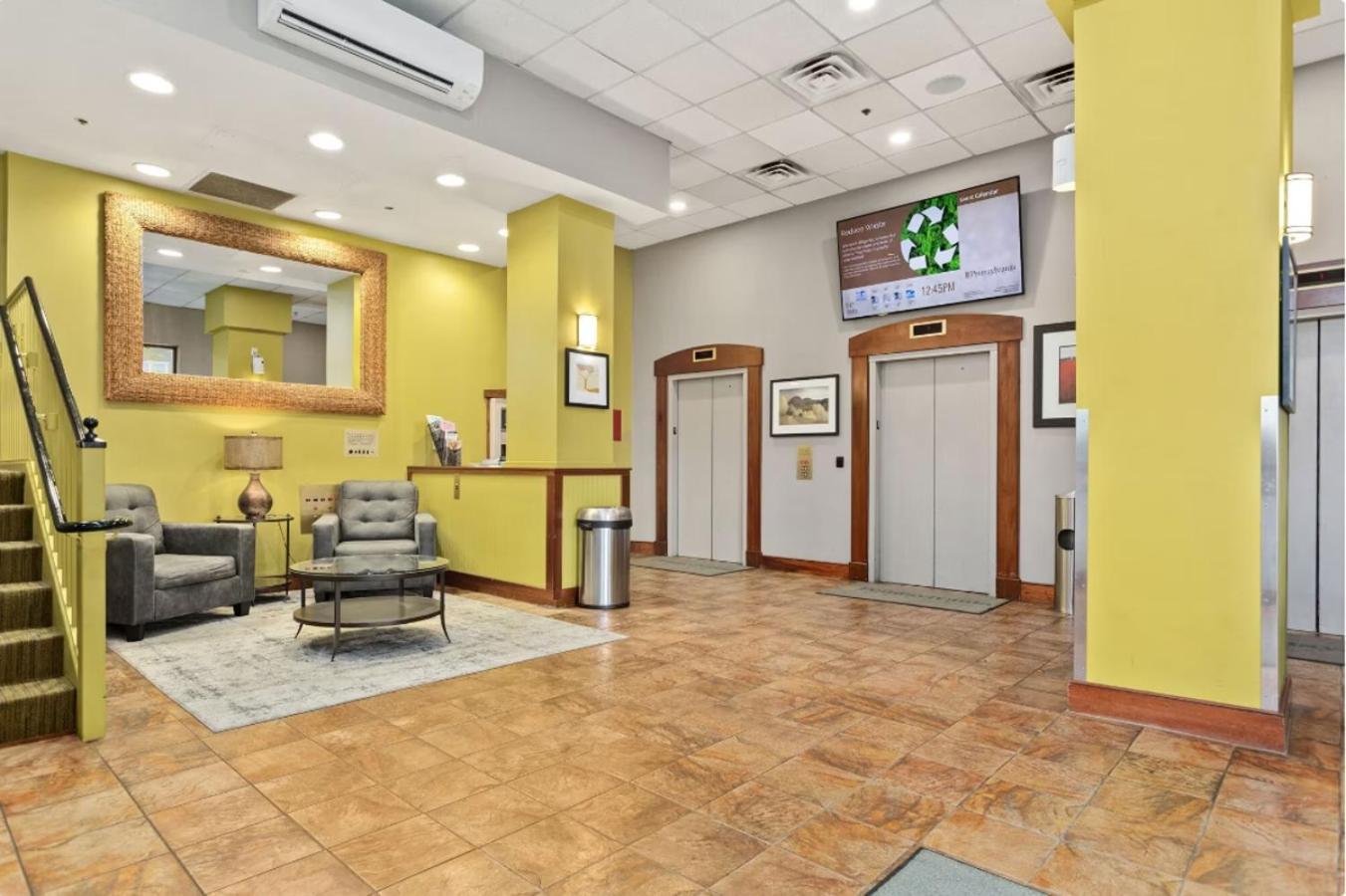 Pp 2401 Modern Corporate 2br Pool, Gym Apartment Harrisburg