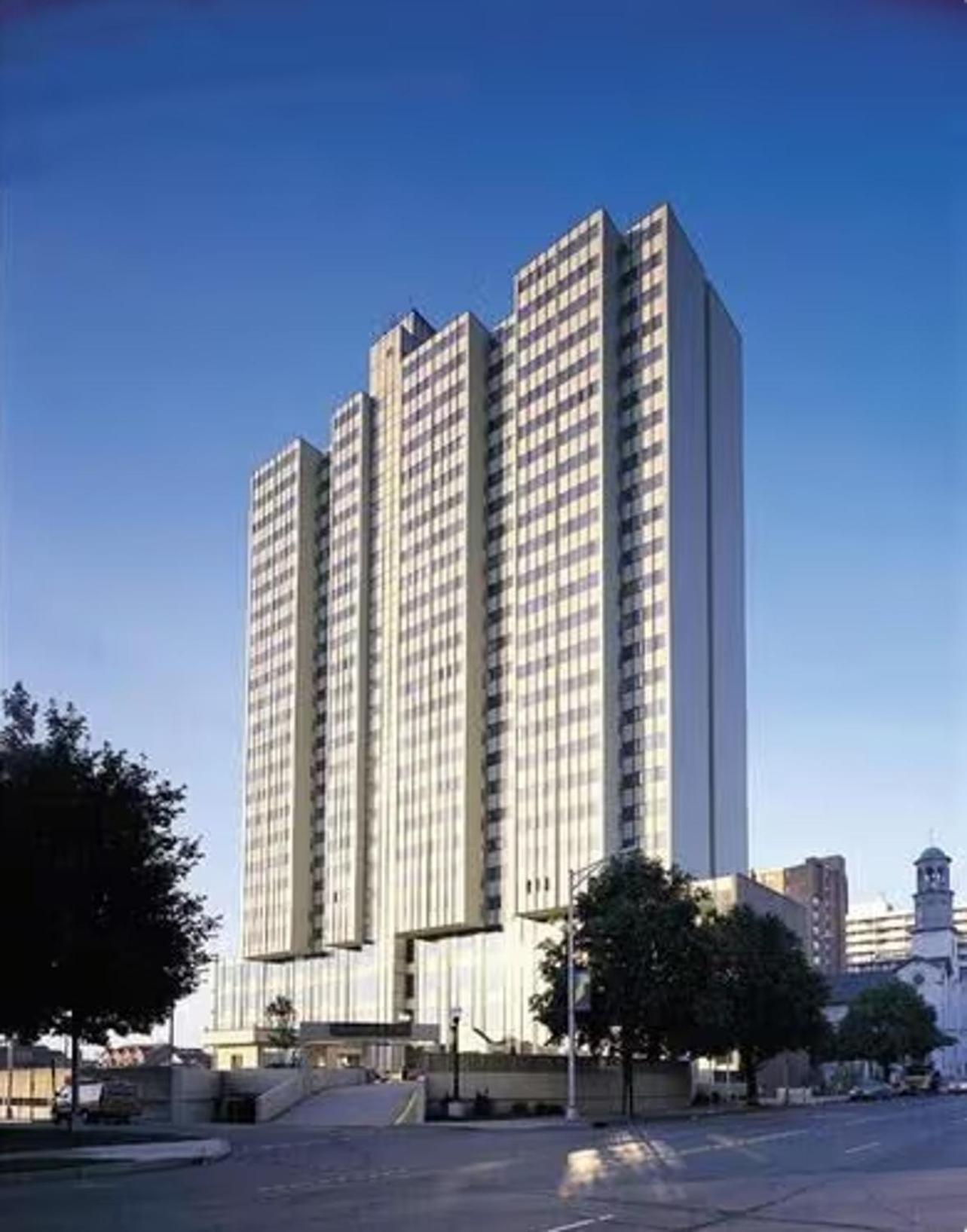 Pp 2401 Modern Corporate 2br Pool, Gym Apartment